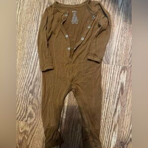 Snap romper